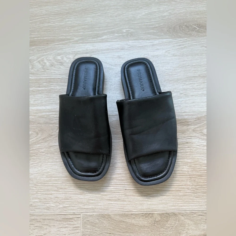 Primark (fake leather) Black Slide Sandals size 39 eu - 8 us